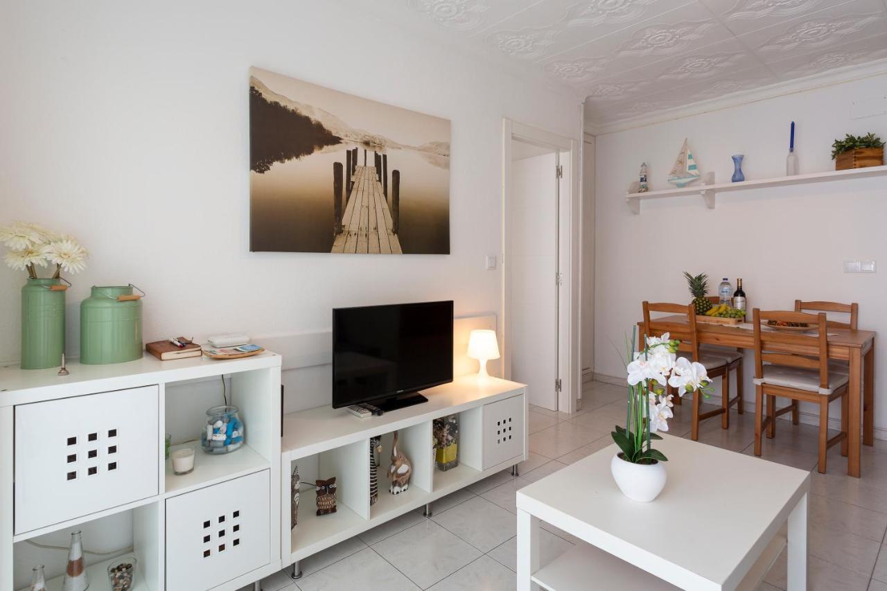 Apt 200 Meters From The Beach Id บลาเนส ภายนอก รูปภาพ