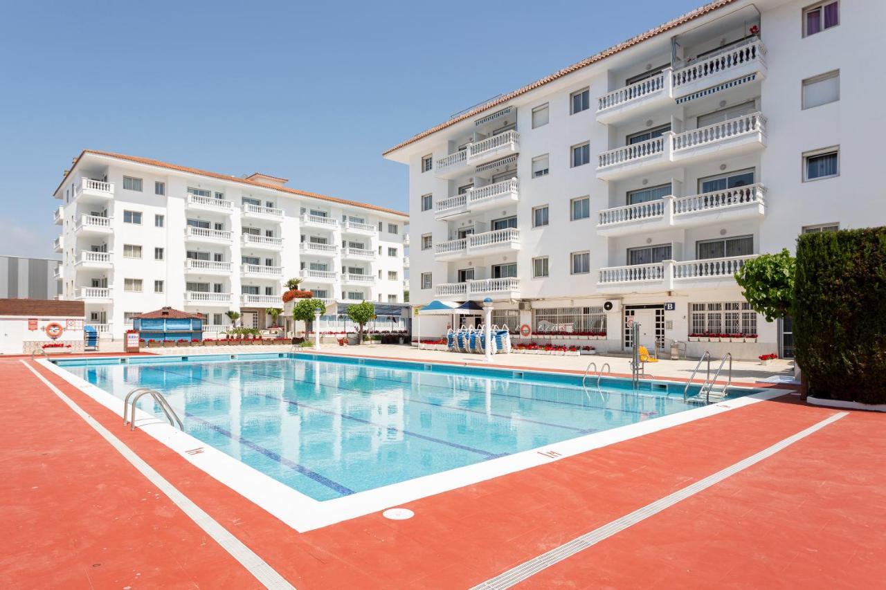 Apt 200 Meters From The Beach Id บลาเนส ภายนอก รูปภาพ