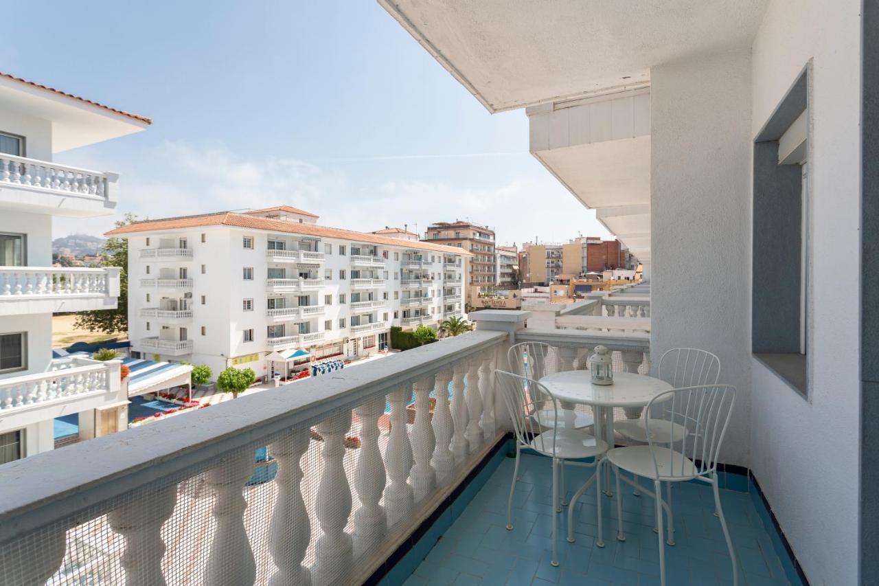 Apt 200 Meters From The Beach Id บลาเนส ภายนอก รูปภาพ